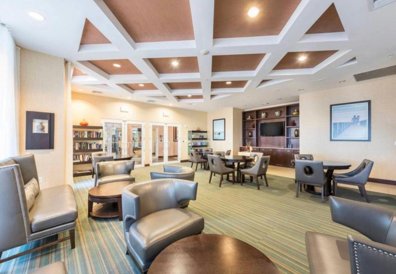Tropical Coastal Resort Boynton Beach Bagian luar foto