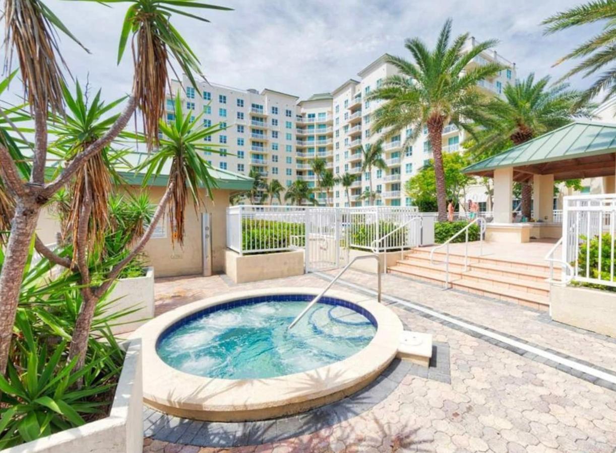 Tropical Coastal Resort Boynton Beach Bagian luar foto